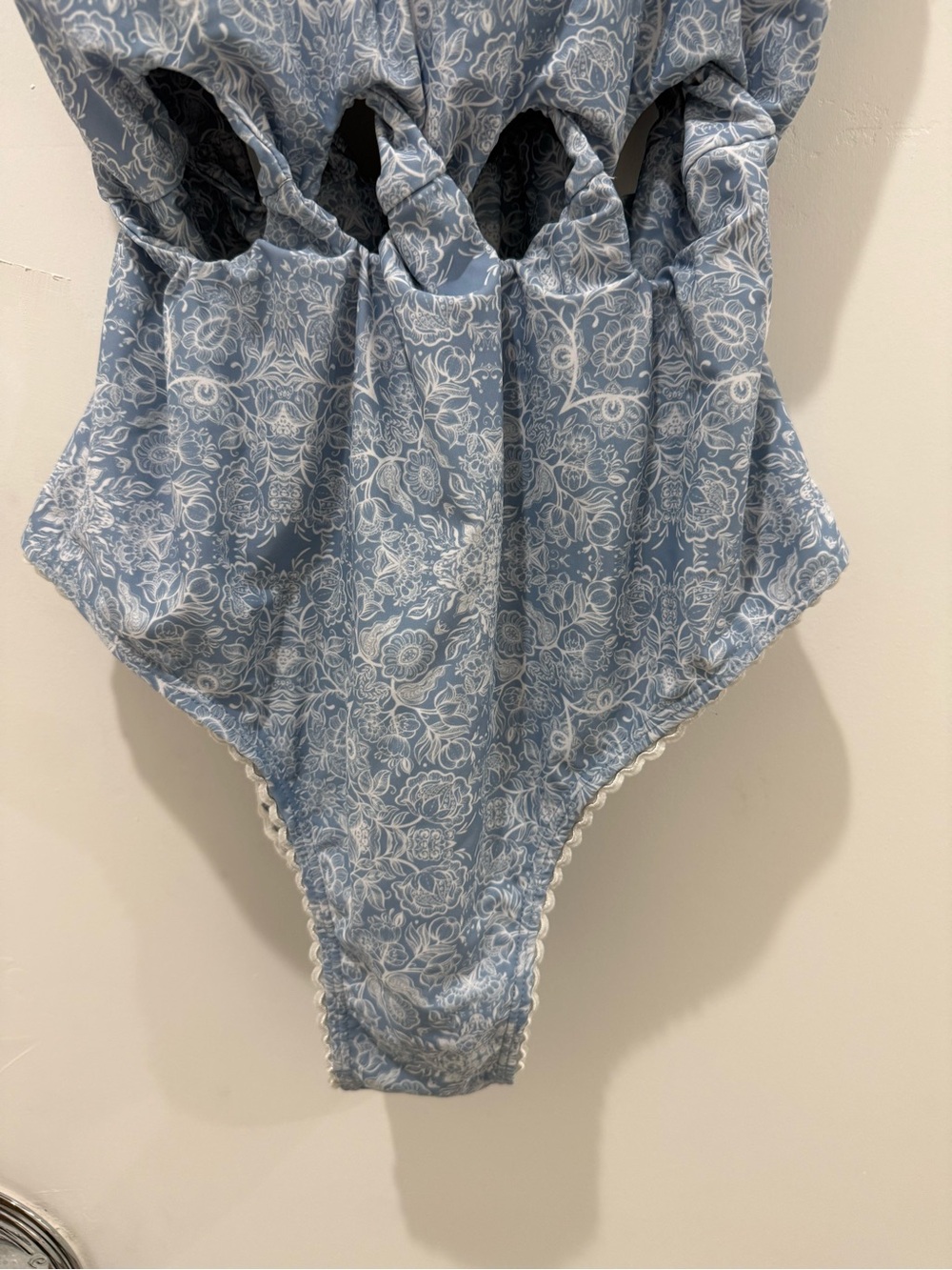 Geode Swimwear - Picture 3 of 6